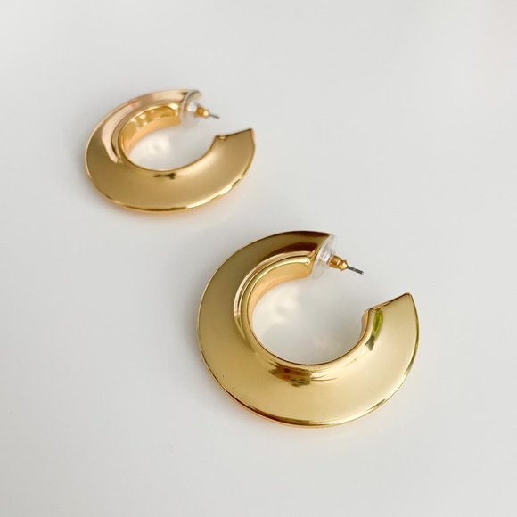 J. Crew Lightweight Disc Hoop Earrings - Picture 2 of 2